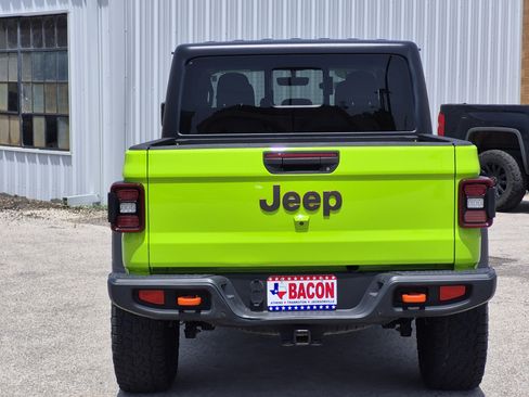 Used 2021 Jeep Gladiator Mojave AWD/4WD image 5