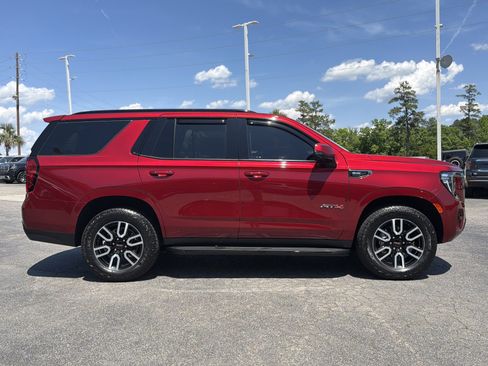 Used 2024 GMC Yukon AT4 w/ Technology Package image 13