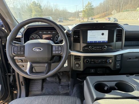 Used 2022 Ford F150 XL w/ Equipment Group 101A High image 10