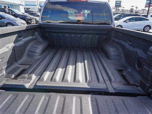 Used 2023 Nissan Frontier S w/ Technology Package image 24