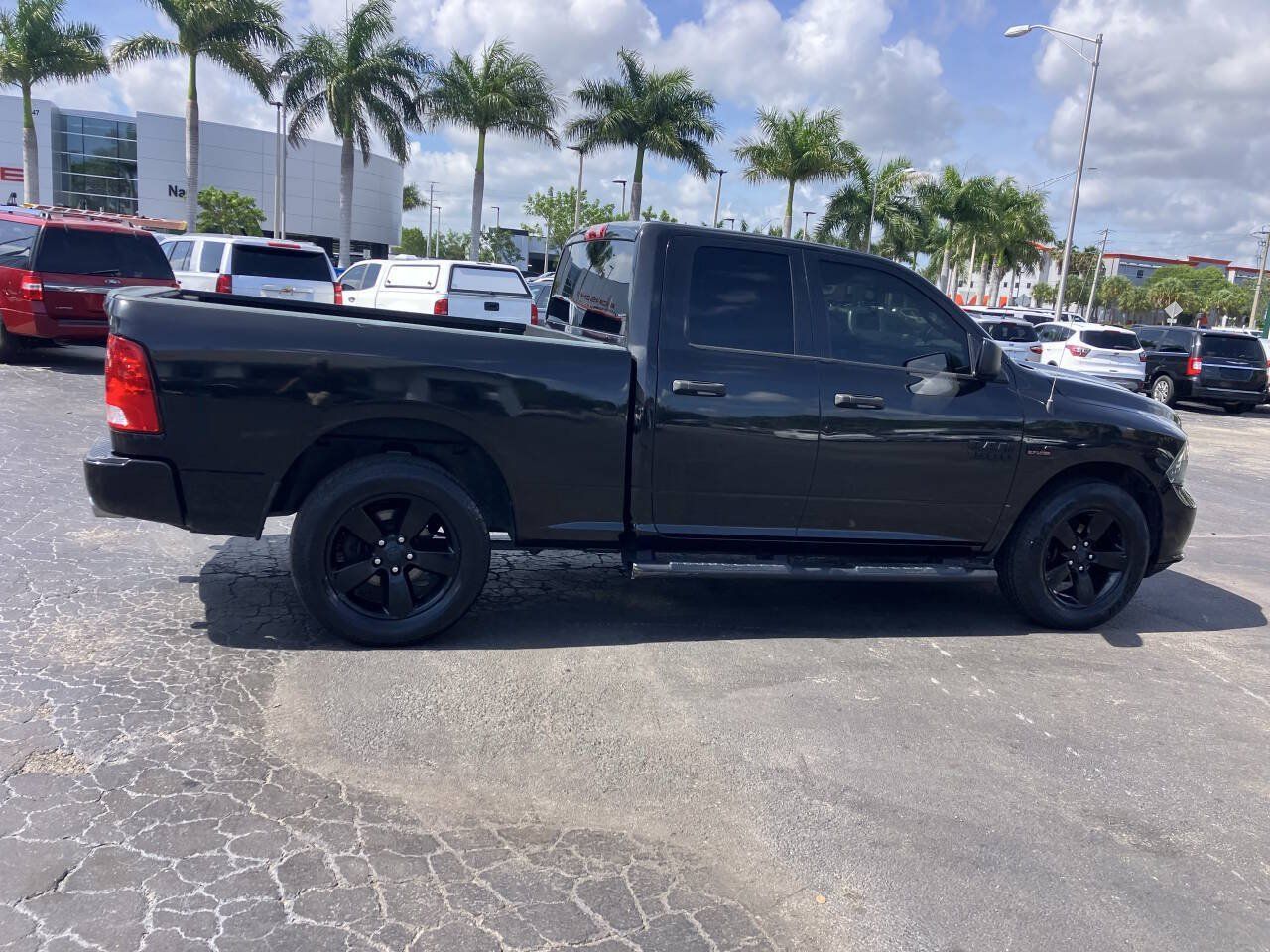 Used 2017 RAM 1500 Express w/ Black Ram 1500 Express Group RWD image 1