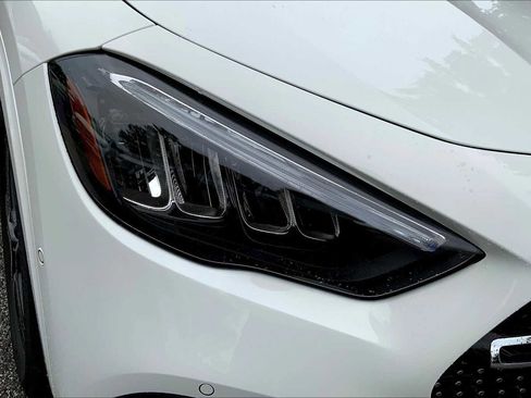 New 2026 Mercedes-Benz GLA 250 4MATIC image 17