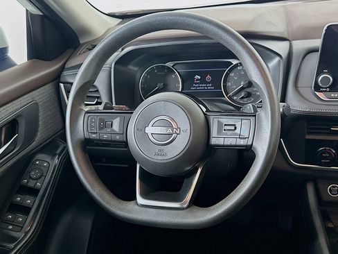 Used 2023 Nissan Rogue SV FWD image 18
