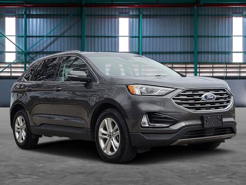 Used 2019 Ford Edge SEL w/ Equipment Group 201A image 6