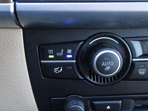 Used 2012 BMW X5 xDrive50i image 28