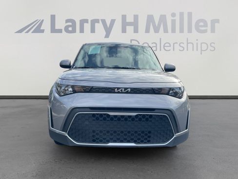 Used 2023 Kia Soul LX w/ LX Technology Package image 8