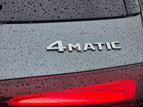 Used 2025 Mercedes-Benz GLE 450e 4MATIC image 34