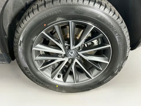 Used 2024 Lexus NX 250 FWD image 11