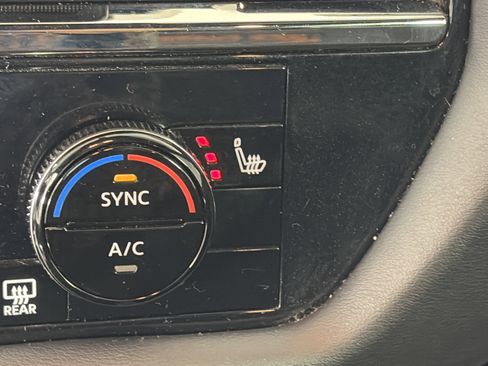 Used 2023 Nissan Pathfinder Rock Creek image 25