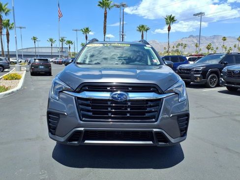 Used 2025 Subaru Ascent Premium w/ Premium Package AWD/4WD image 8