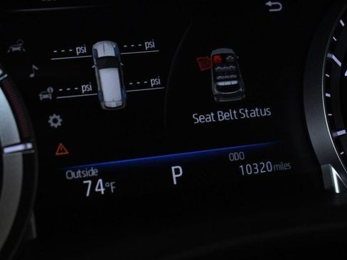 Used 2023 Toyota Highlander XLE AWD/4WD image 33