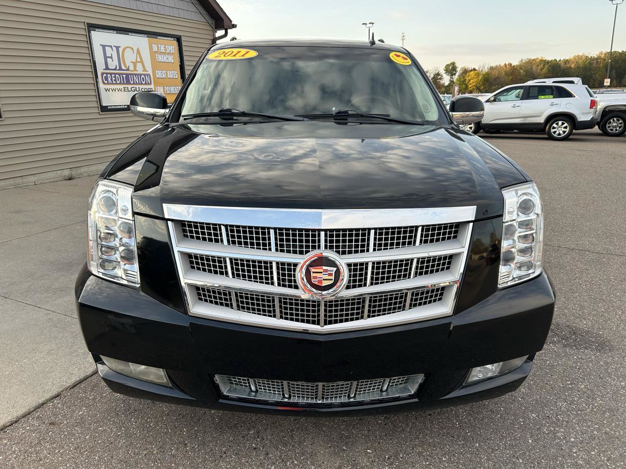Used 2011 Cadillac Escalade ESV Platinum AWD/4WD image 2