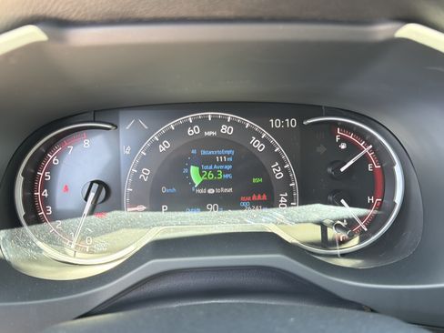 Used 2025 Toyota RAV4 LE AWD/4WD image 26