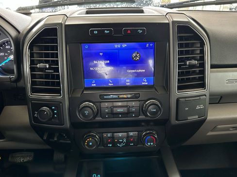 Used 2021 Ford F250 XLT w/ XLT Premium Package image 34