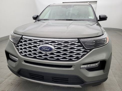 Used 2020 Ford Explorer Platinum w/ Premium Technology Package AWD/4WD image 15
