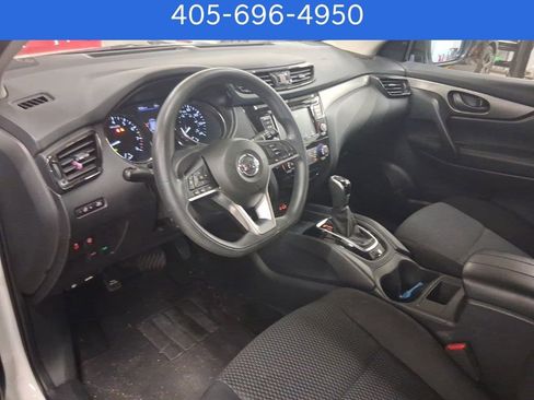 Used 2021 Nissan Rogue Sport S image 6
