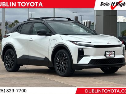 New 2027 Toyota C-HR w/ ALL Weather Mat Package (TMS)