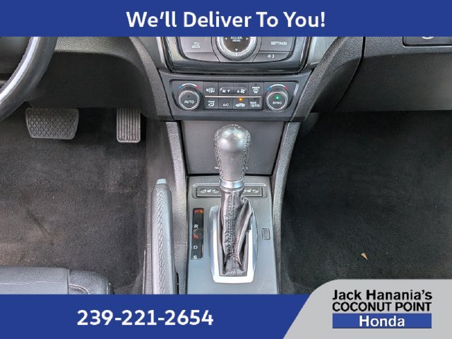 Used 2020 Acura ILX w/ Premium Package FWD image 19