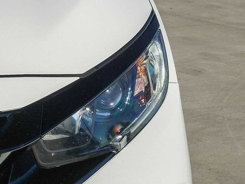 Used 2020 Honda Civic EX image 7