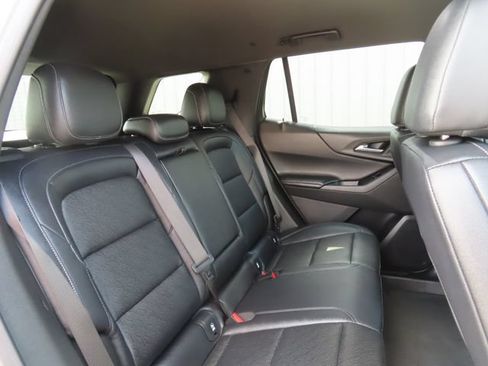 Used 2025 Chevrolet Equinox LT w/ Convenience Package II AWD/4WD image 28