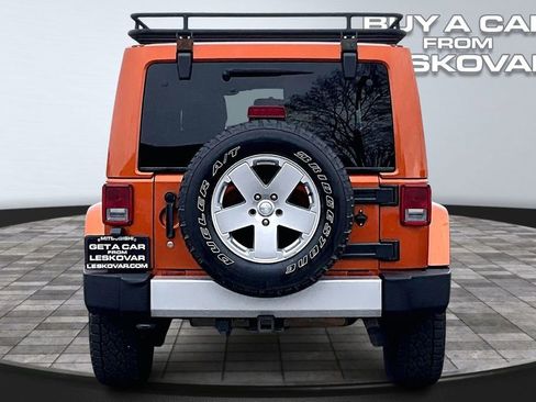 Used 2011 Jeep Wrangler Unlimited Sahara w/ Connectivity Group image 4