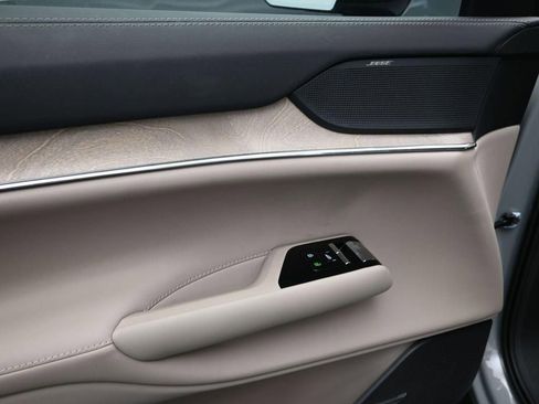 New 2025 Volvo EX90 Plus AWD/4WD image 13