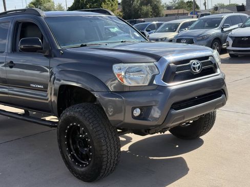 Used 2013 Toyota Tacoma PreRunner w/ TRD Off-Road Pkg RWD image 21