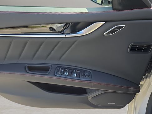 New 2024 Maserati Ghibli Modena Ultima Q4 AWD/4WD image 17