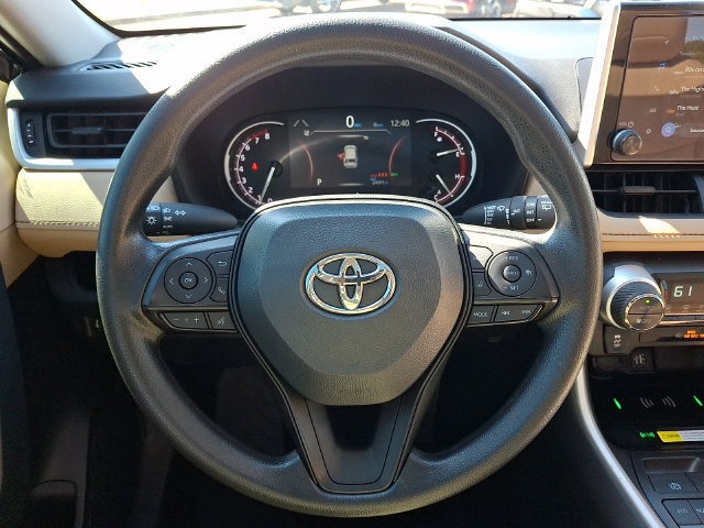 Used 2025 Toyota RAV4 XLE w/ Convenience Package FWD image 20