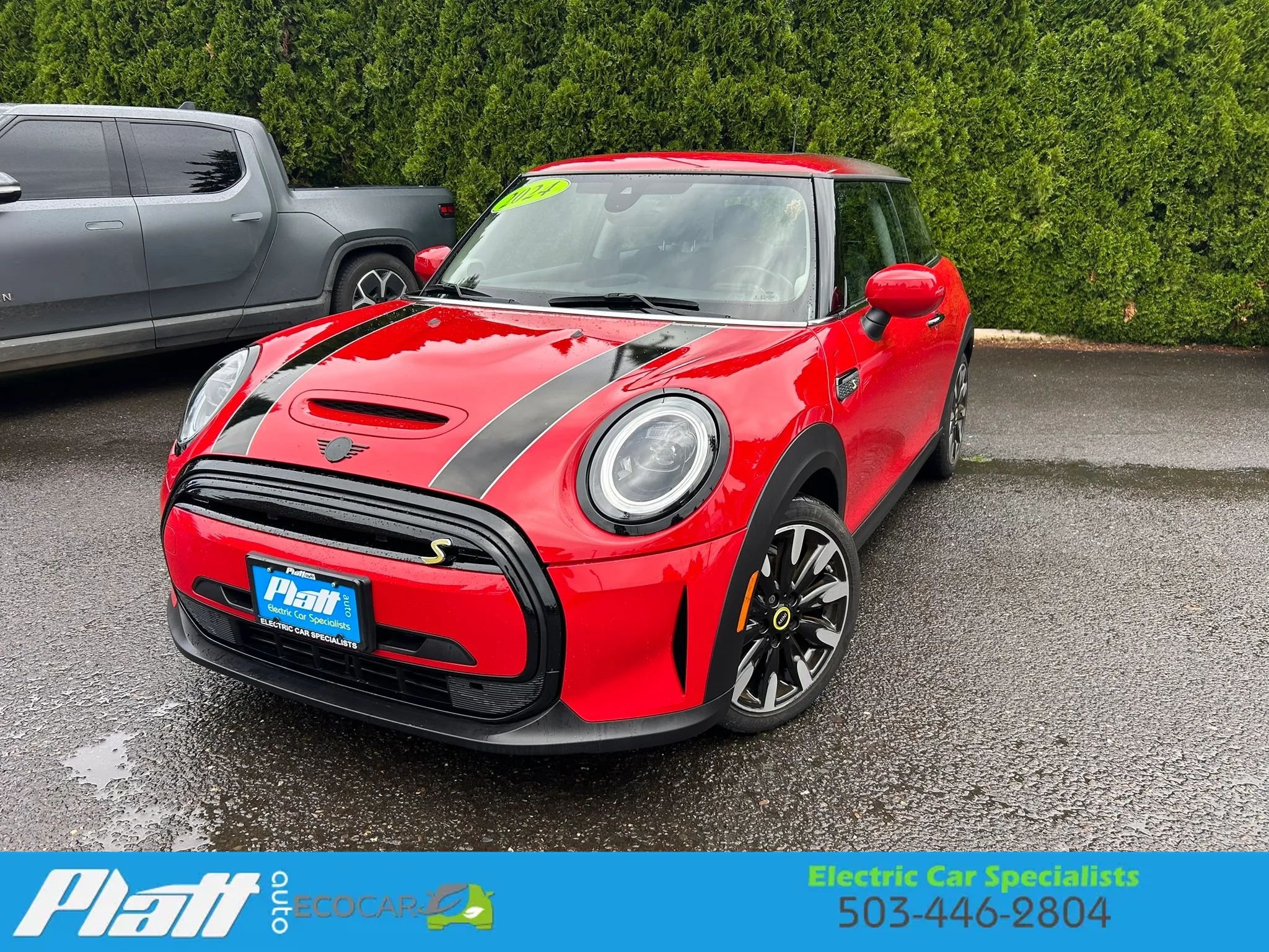 Used 2024 MINI Cooper SE FWD image 1