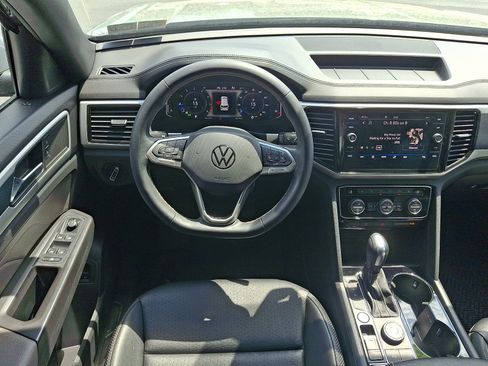 Used 2022 Volkswagen Atlas Cross Sport SEL AWD/4WD image 11