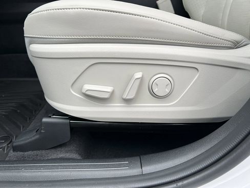 New 2026 Kia Sorento S w/ S Panoramic Sunroof Package image 21