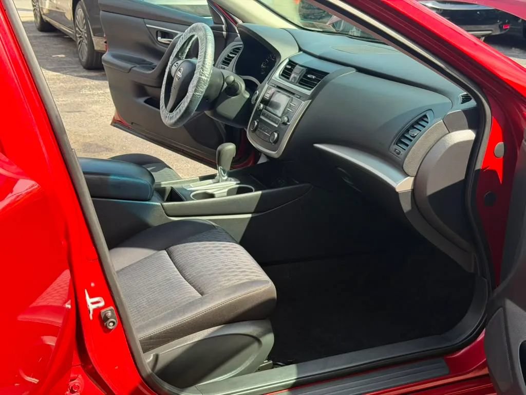 Used 2016 Nissan Altima 2.5 S w/ Power Driver Seat Package FWD image 12