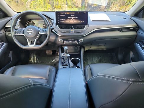 Used 2024 Nissan Altima 2.5 SL image 11