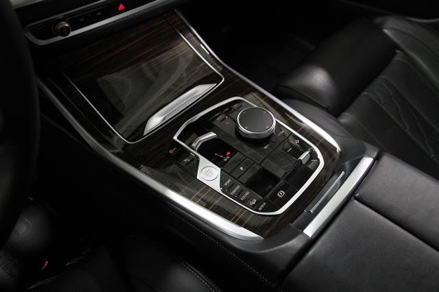 Used 2026 BMW X7 xDrive40i AWD/4WD image 14