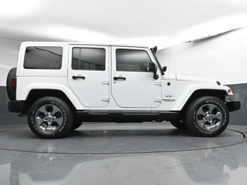 Used 2016 Jeep Wrangler Unlimited Sahara w/ Trailer Tow Group image 23