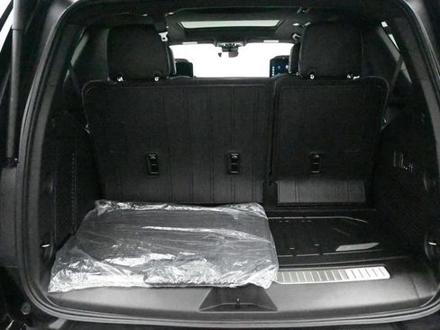 New 2026 GMC Yukon Denali Ultimate AWD/4WD image 25