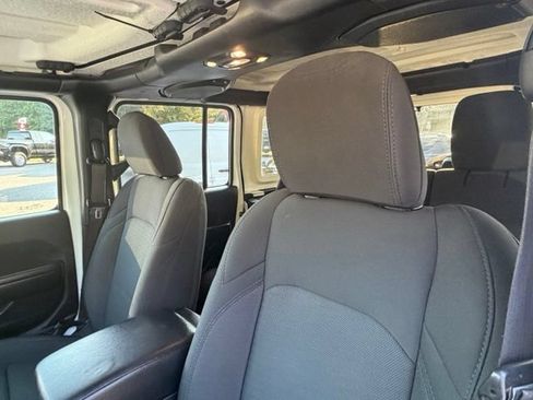 Used 2020 Jeep Wrangler Unlimited Sport S AWD/4WD image 5