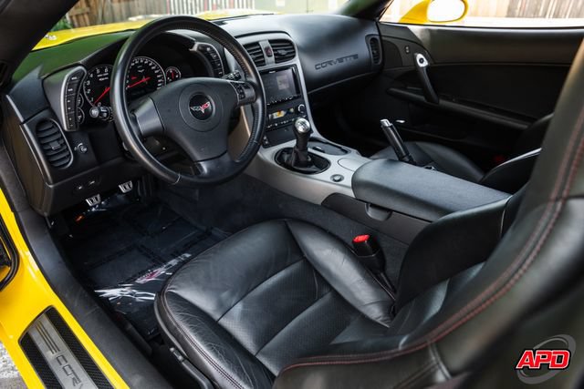 Used 2007 Chevrolet Corvette Z06 w/ Preferred Equipment Group RWD image 2