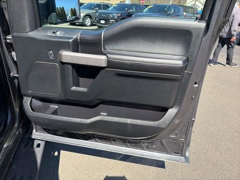 Used 2018 Ford F150 Raptor w/ Equipment Group 802A Luxury AWD/4WD image 11