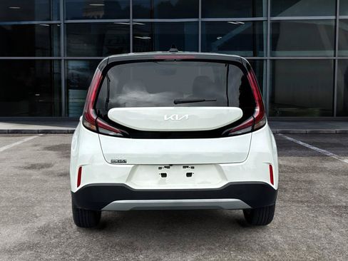 Certified 2025 Kia Soul S FWD image 6