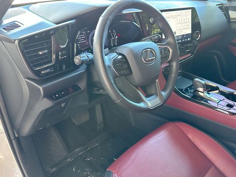 Used 2024 Lexus NX 350 AWD image 9