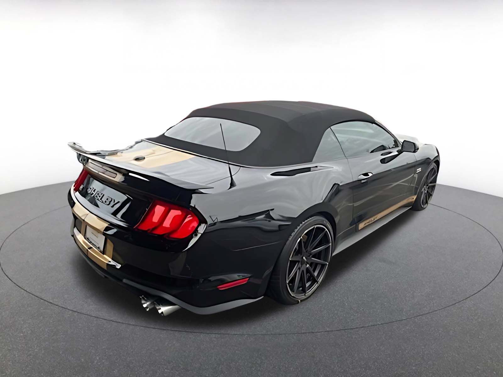 Used 2022 Ford Mustang GT Premium w/ GT Performance Package RWD image 4