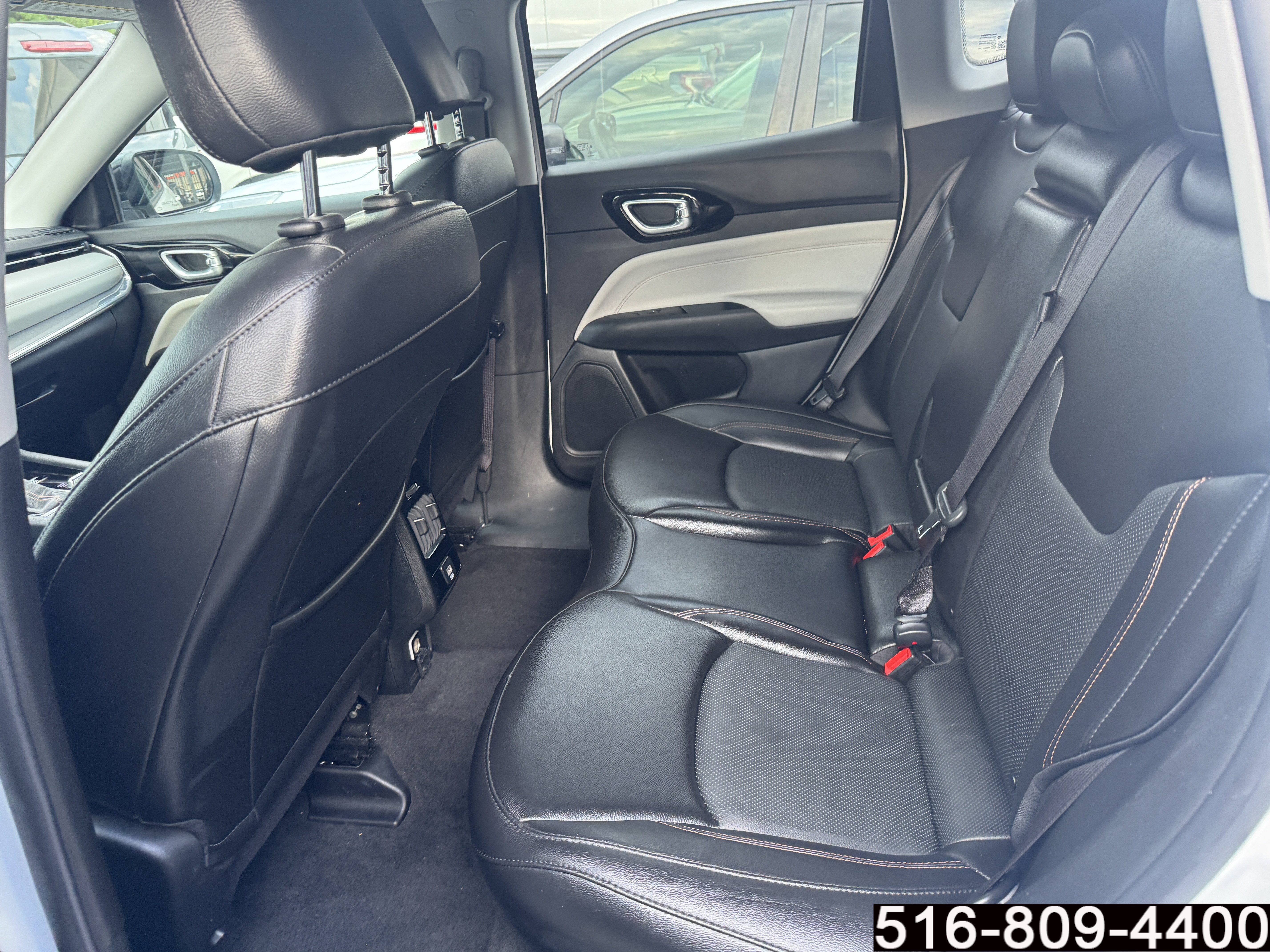 Used 2022 Jeep Compass Limited AWD/4WD image 35