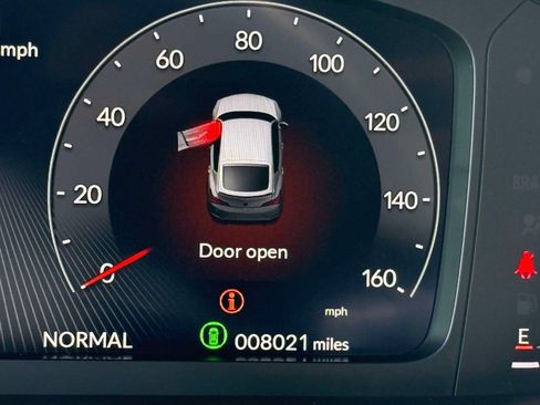 Used 2025 Acura Integra A-Spec FWD image 17