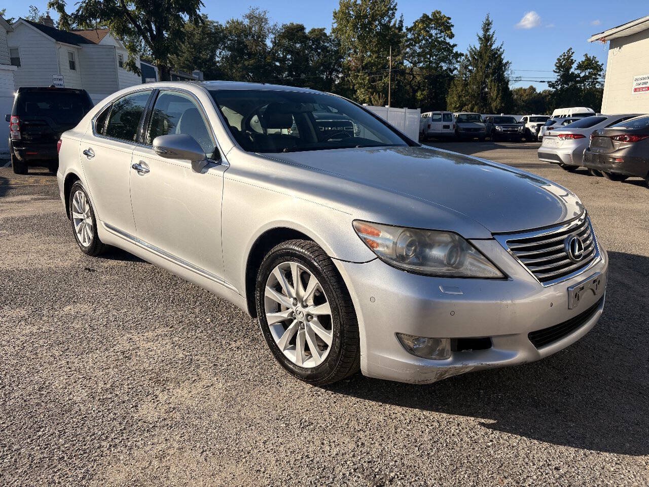 Used 2012 Lexus LS 460 AWD w/ Comfort Pkg image 5