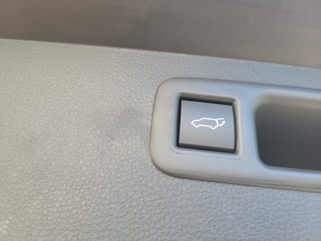 Used 2026 Toyota Highlander XLE AWD/4WD image 12
