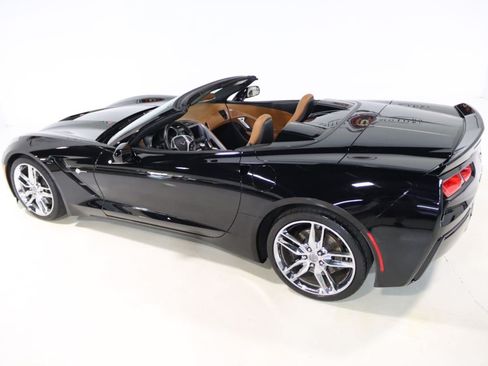 Used 2014 Chevrolet Corvette Stingray Convertible w/ 3LT Preferred Equipment Group RWD image 29