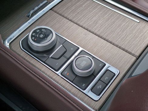 Used 2024 Ford Expedition Max Limited image 30