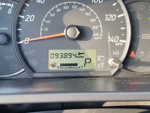 Used 2019 Mitsubishi Mirage ES image 2